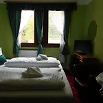 Kranenturm Otel