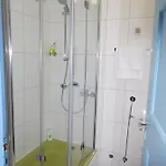 Kranenturm Otel 2*